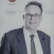Univ.-Prof. Dr. Wolfgang Hilbe