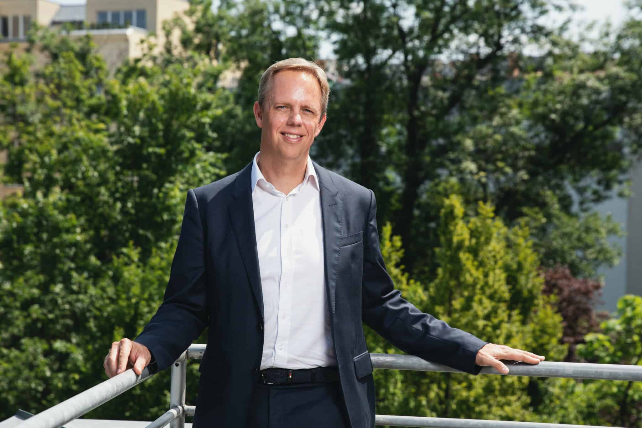 Sean Rastegar Vom Nischenanbieter zum etablierten, innovativen Pharmaunternehmen ...