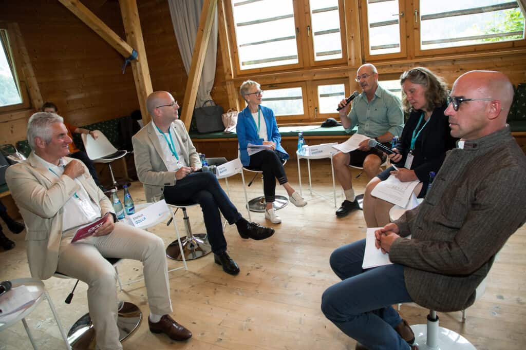PRAEVENIRE Open Alm: Wege aus der Pflegemisere