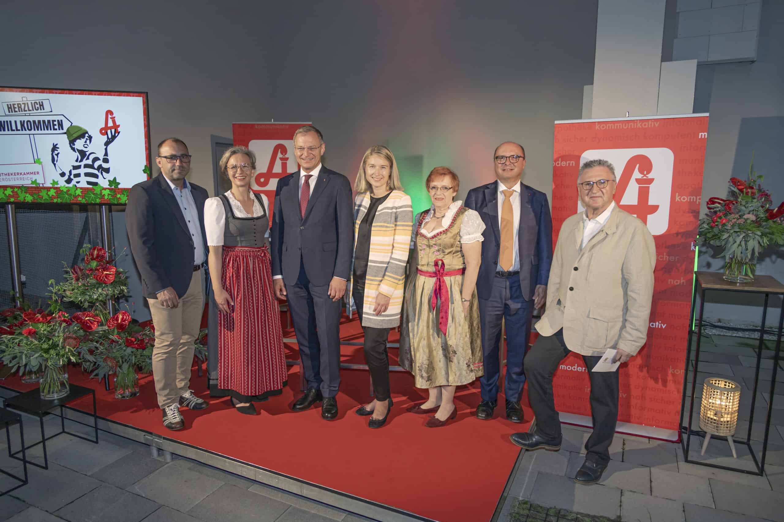 Albert Maringer, Monika Aichberger, Thomas Stelzer, Christine Haberlander, Angelika Widhalm, Thomas W. Veitschegger, Johann Kammermeier